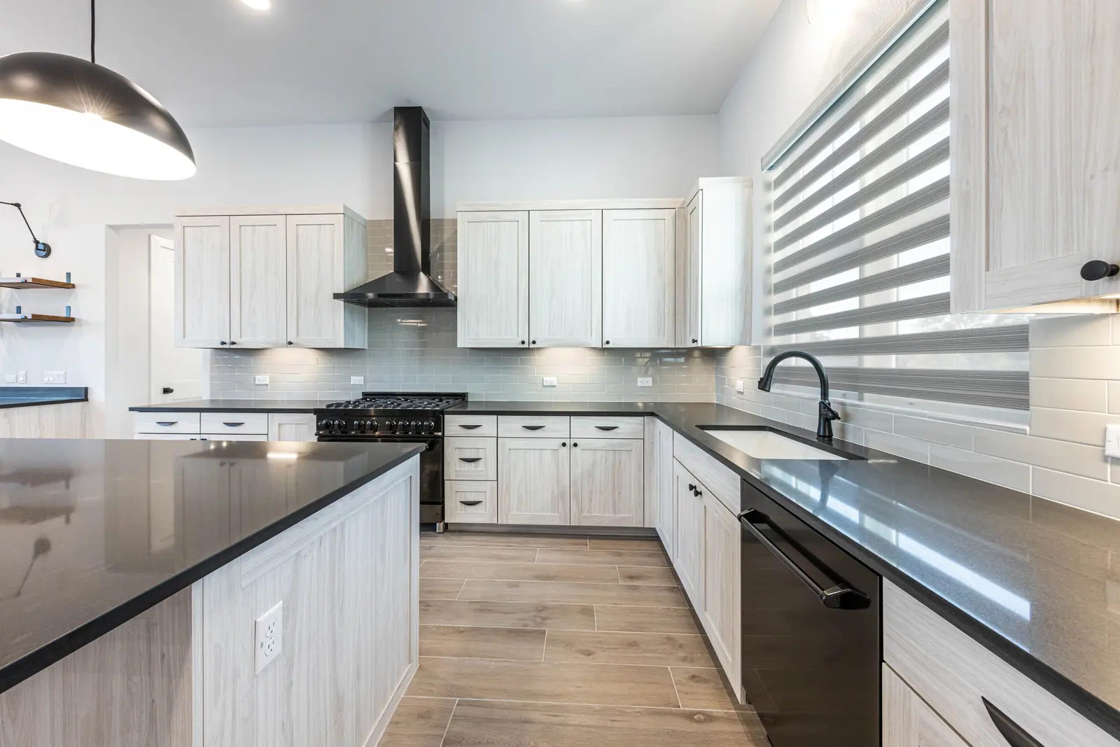 Kitchen, Farmhouse Hill Country Retreat (RenovatePros project)
