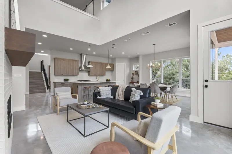 Living room, Round Mountain Modern Farmhouse (RenovatePros project)