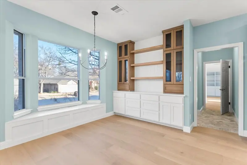 Built-ins, Round Rock French Country Remodel (RenovatePros project)