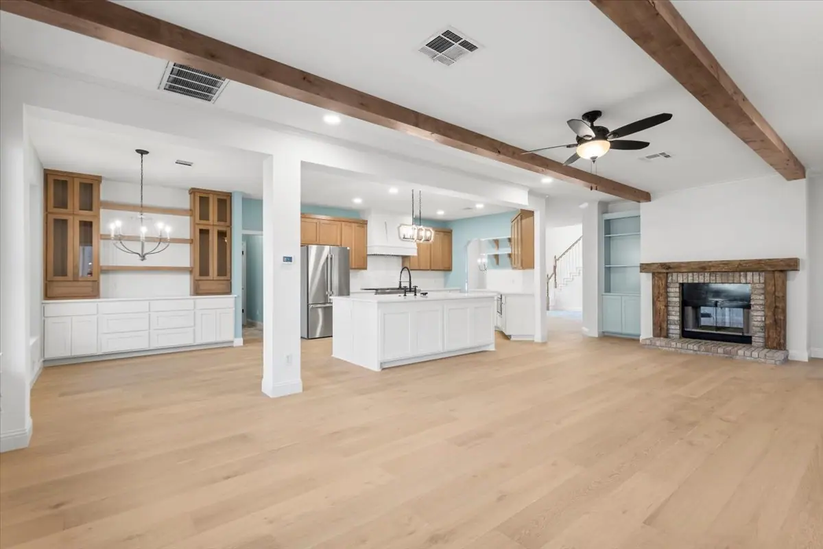 Living room, Round Rock French Country Remodel (RenovatePros project)