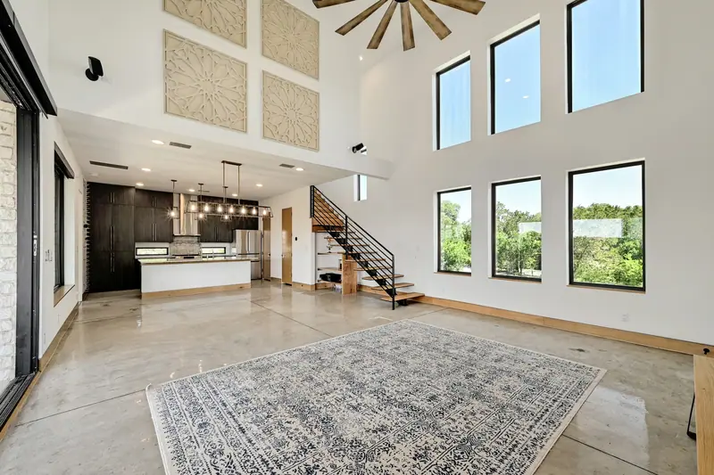 Great room, Spicewood Lake Retreat (RenovatePros project)