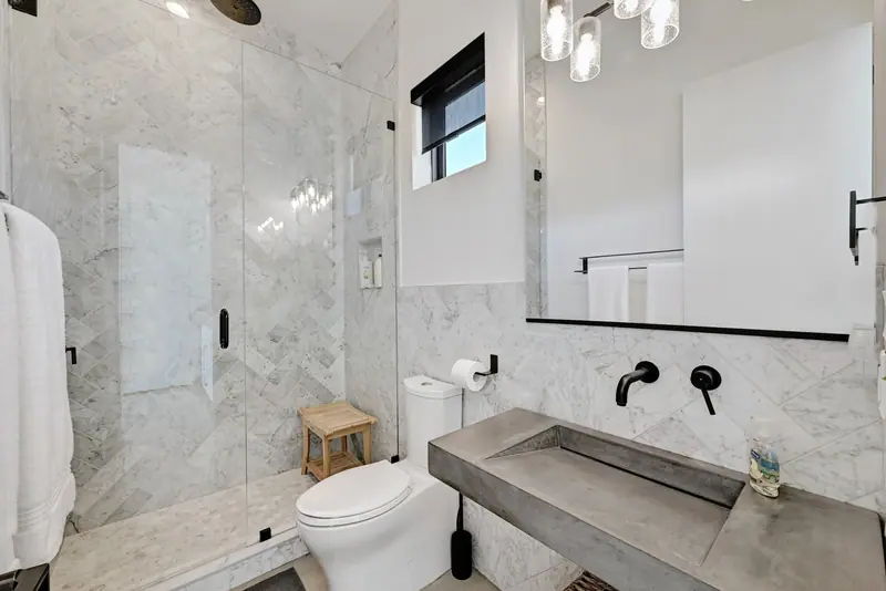 Bathroom, Spicewood Lake Retreat (RenovatePros project)